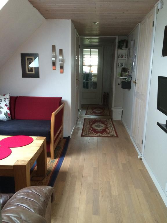 Svalegaarden Guesthouse Særslev Exteriör bild